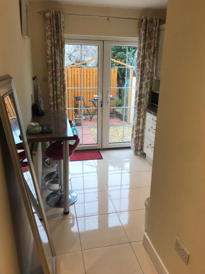 1Bedroom Self Contained Apartment Ennis Exteriör bild